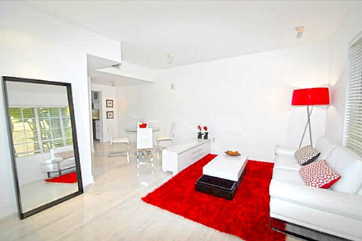 Spacious and bright living area