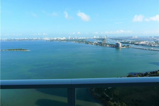 apartment in Miami for sale