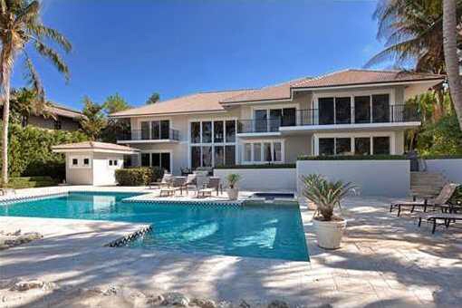 villa Key Biscayne Premium villa situated directly at