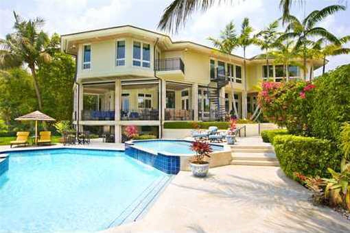 villa in Coral Gables