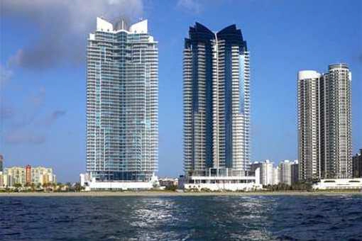 Jade Beach Condo - extravagant skyscraper in Bal Harbour