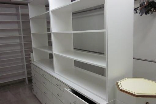 Walk-in closet