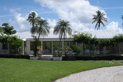 villa in Naples