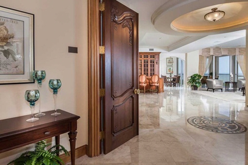 villa in Naples