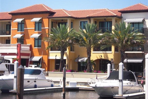 General view of the building in Naples