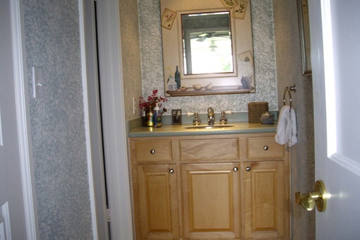 Access to the Master bathroom