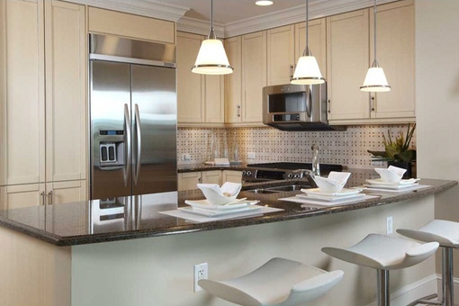 Beautiful breakfast bar
