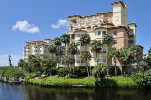 apartment in Sarasota