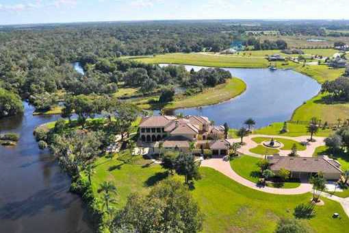 Prestigious villa on the Manatee River