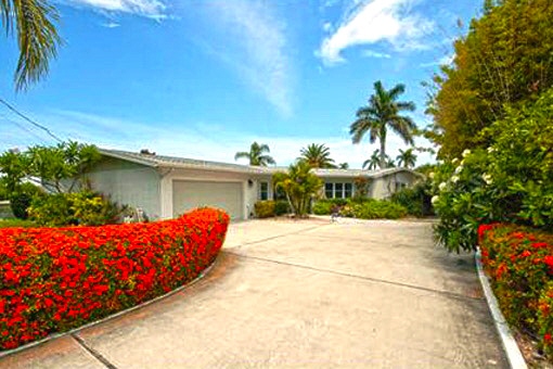 house in Holmes beach