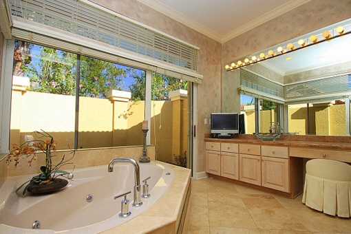 Luxurious bathroom with spa