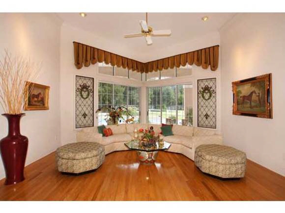 Chill out lounge with Art in Fort Myers