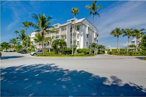 Apartment on the beach in Captiva Island