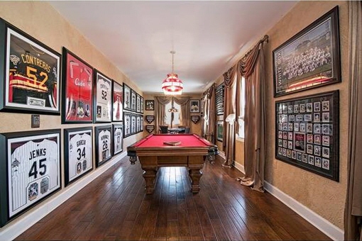 Large billiard room